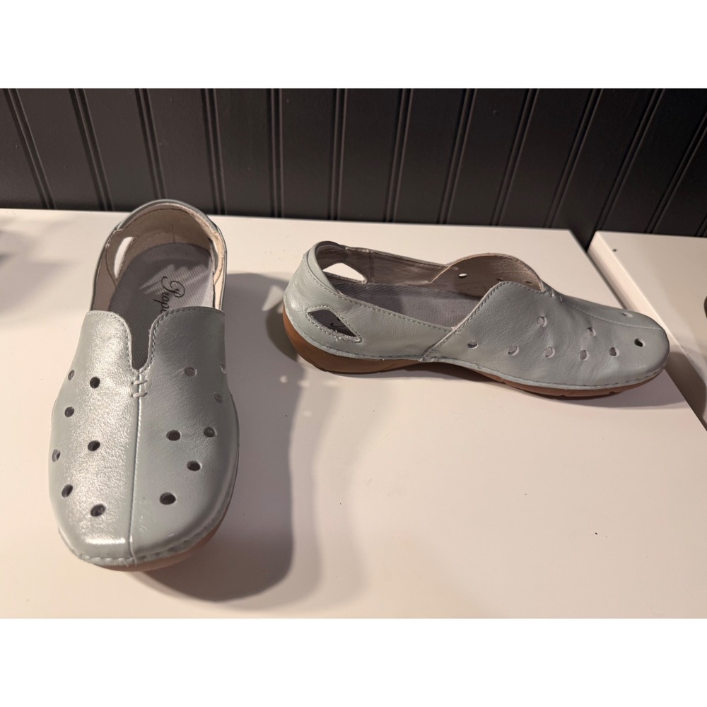 light blue-grey leather Propét Robin comfort skimmer